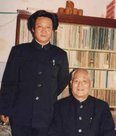 郭德纲和师傅侯宝林早期视频,郭德纲的师傅侯宝林