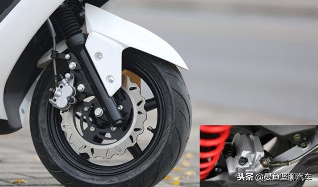 测评国产踏板车标杆极速108km,abs踏板车测评