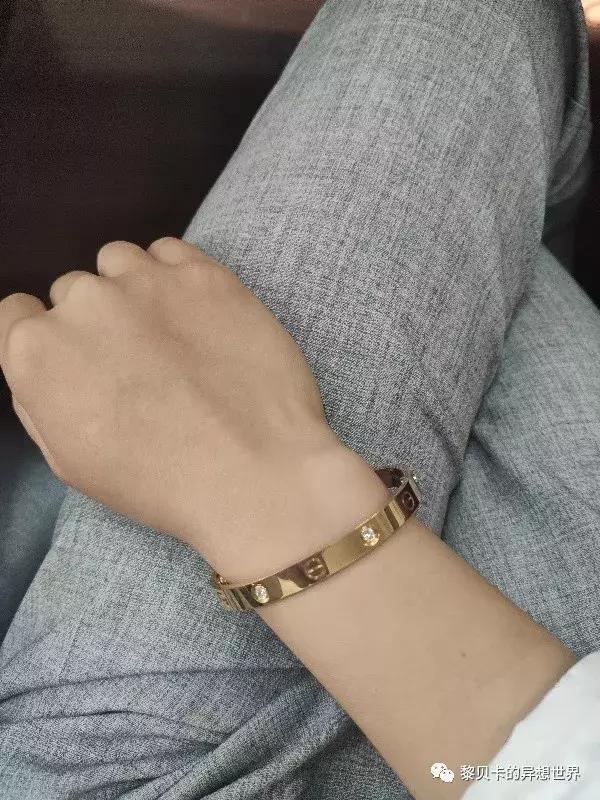 这些东西买的时候肉痛却天天用，她们说值了