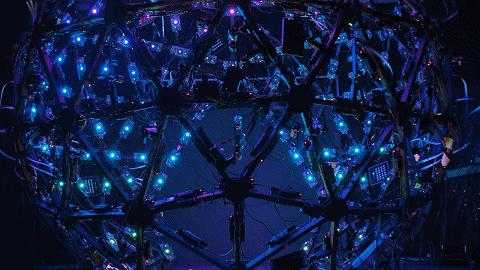 不用绿幕也能做特效，谷歌「LED蛋」你告别五毛特效