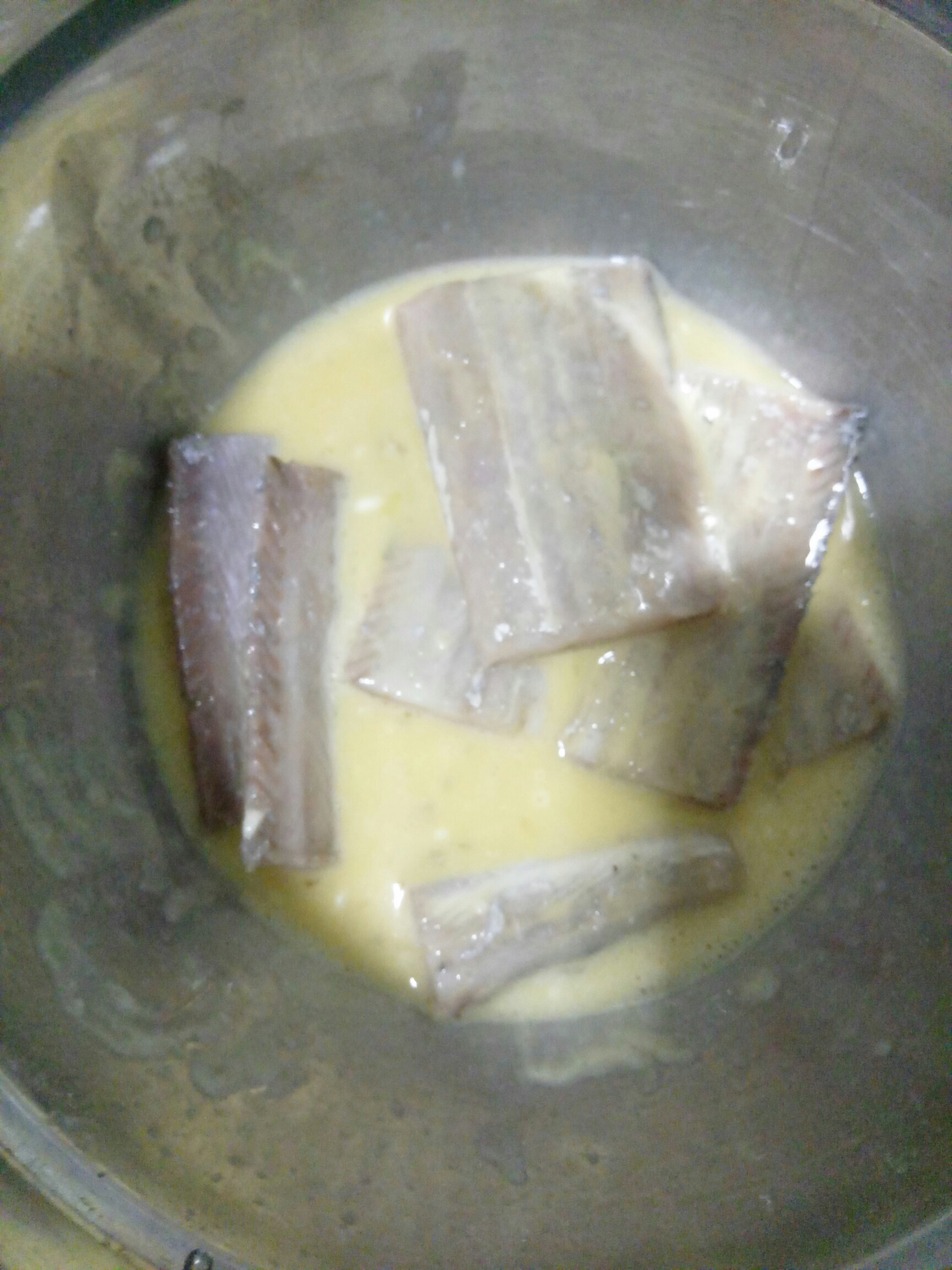 红烧带鱼最简单的做法不放油,红烧带鱼家常做法简单不油腻