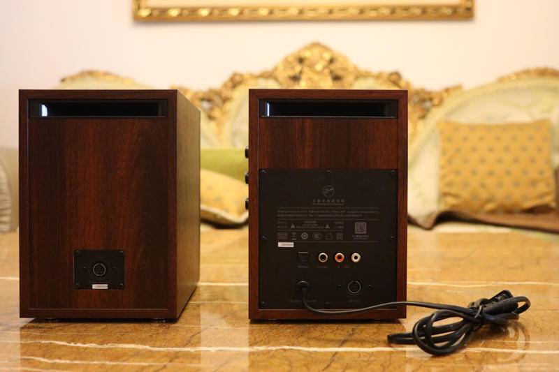 性价比最高惠威音响推荐,惠威d1500音箱评测