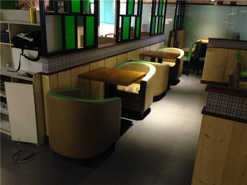 餐馆桌椅选购,小餐厅餐桌椅摆放