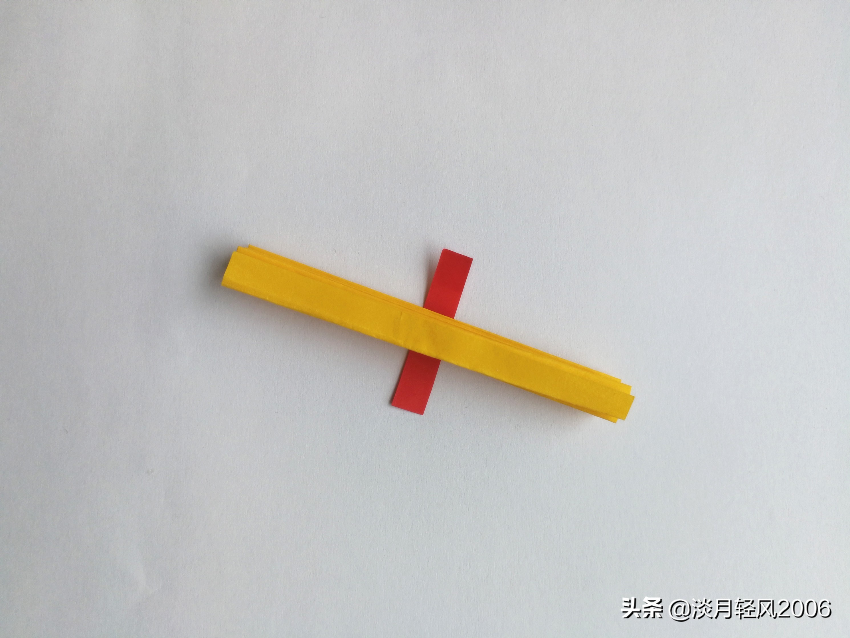 不需要剪刀用卡纸怎么做蝴蝶结,长方形卡纸蝴蝶结怎么折慢教程