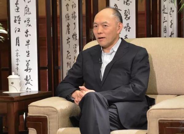 拜师马云，安家广州，郭晶晶的小叔子，成了霍家商业帝国准继承人？