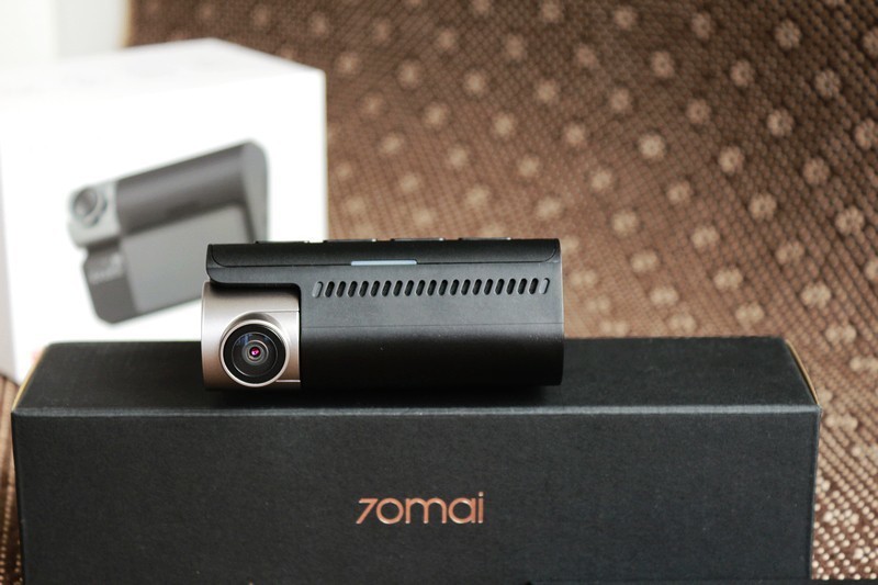 70迈行车记录仪a810前后双录,70迈流媒体行车记录仪对比a800