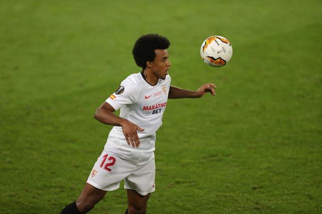 罗马兰帕德被车子意中人连累，蒙奇坑完穆里尼奥，又把德尚给坑了