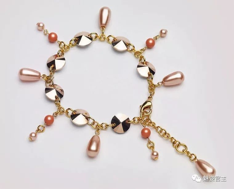 施华洛世奇水晶和珠子打造闪亮弹簧吊坠手链，附制作图解教程