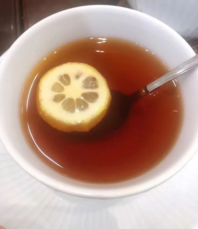 一碰就塌，禁止拍照：这家网红蛋糕店没有少女心