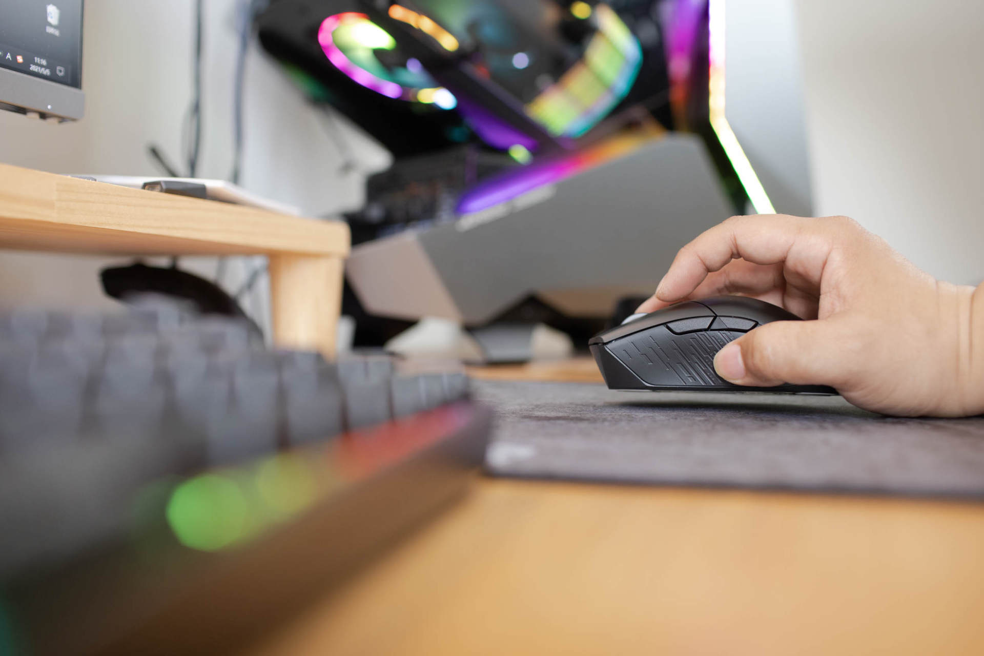 rog战刃3有线版鼠标测评,rog战刃3对比天选鼠标