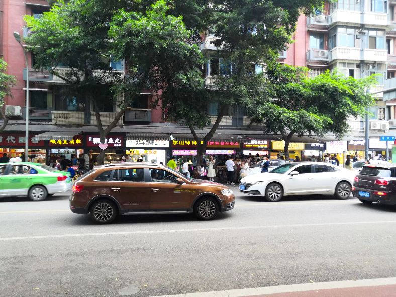 建设路的美食街,建设路哪里有美食街