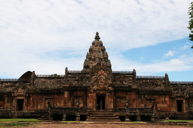 千年幸福之城武里南，你应该去探寻的泰国东北