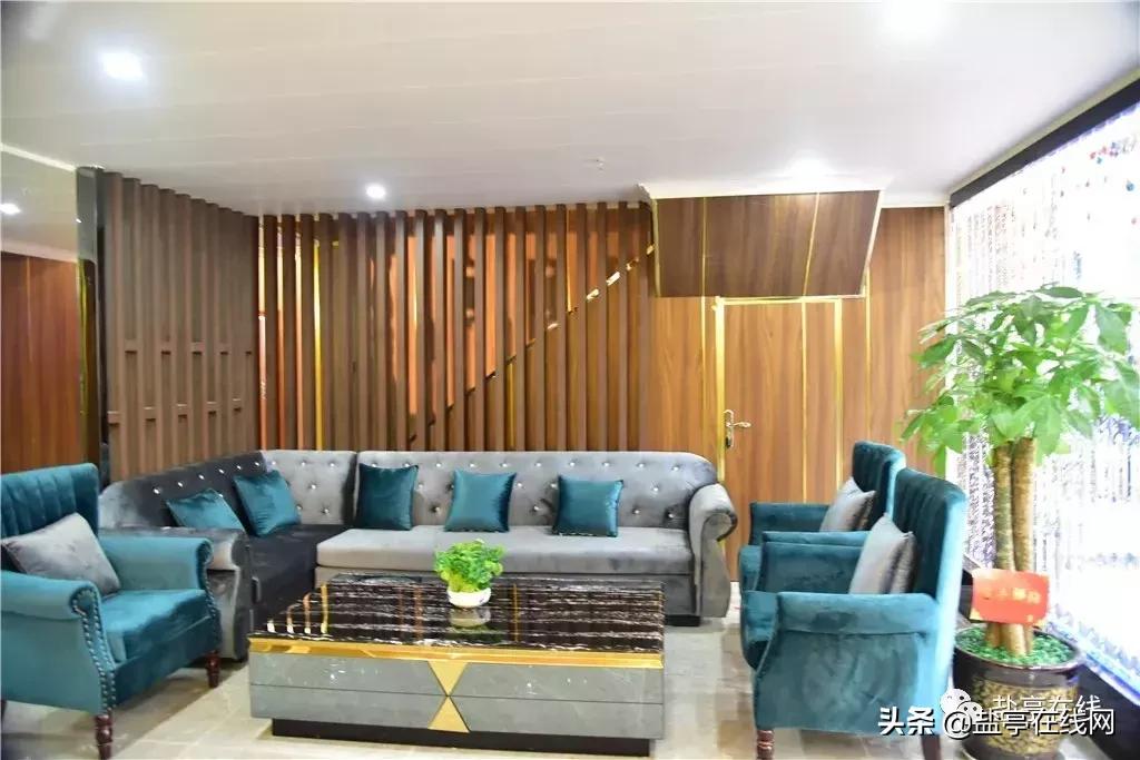 盐亭这家5D影院式养生休闲会所刚开业！就被爆出神操作