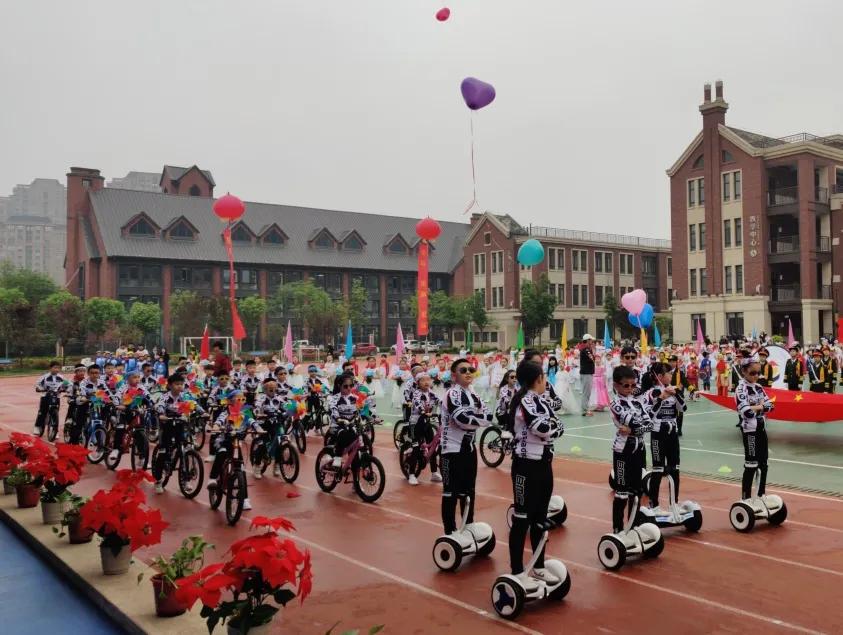 元气满满！高新一小麓湾分校第二届春季田径运动会活力来袭