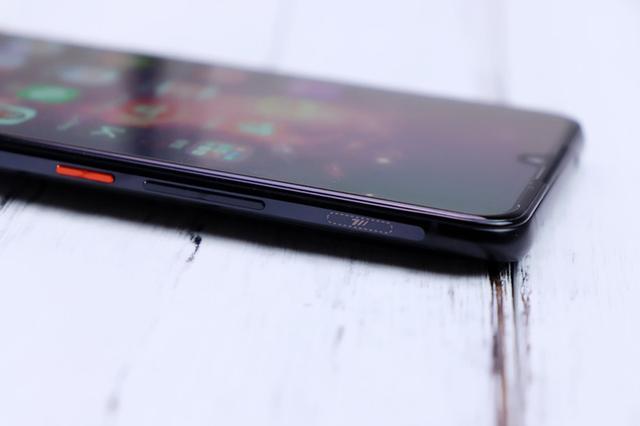 iqoo手机算游戏手机还是旗舰手机,iqoo是游戏手机还是旗舰手机