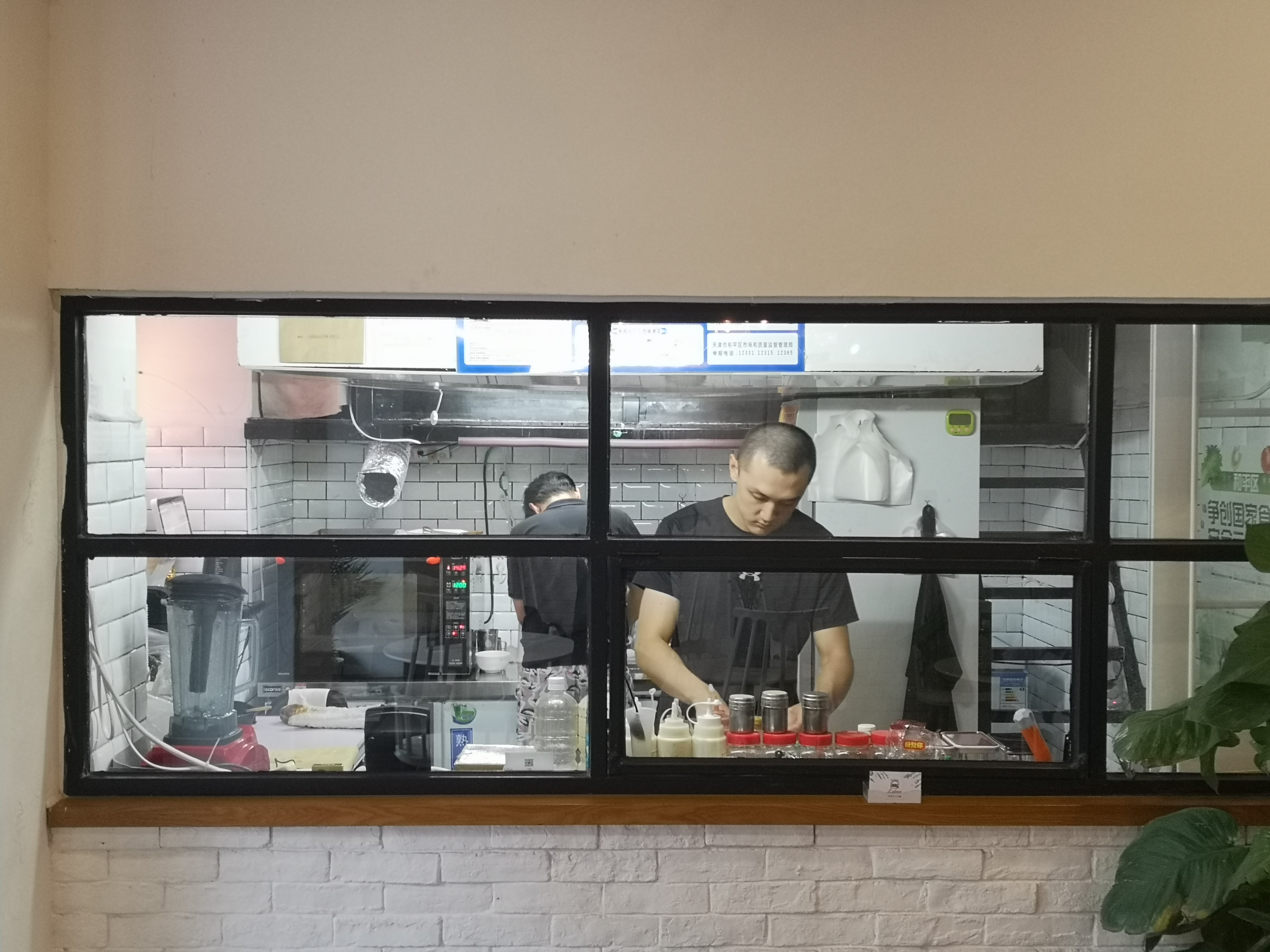 甘肃路上的这4家小店，会让你发现生活中的小而美