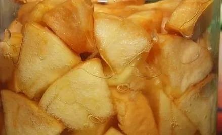 自制水果酵素能浇菜吗,自制水果酵素的气泡