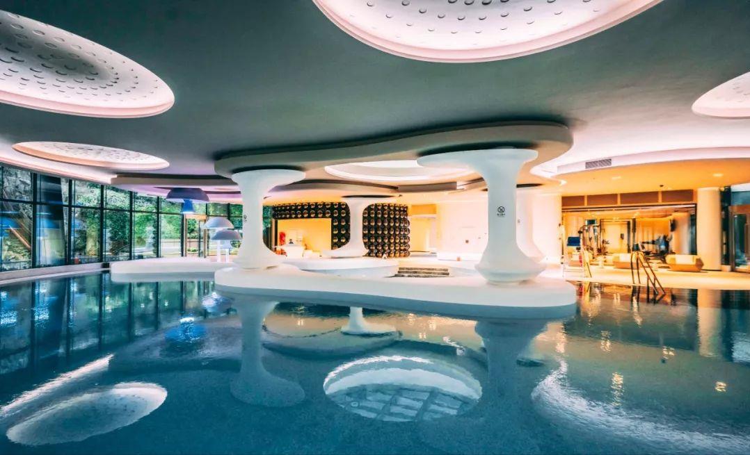 为什么深坑酒店被称为建筑奇迹,惊艳世界的深坑酒店