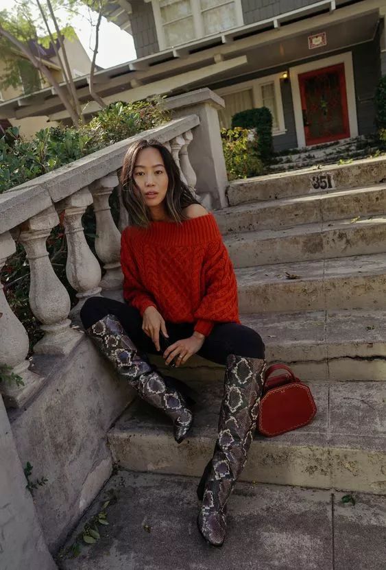 今年秋冬流行红色什么款式,红色单品春节如何穿出惊艳感