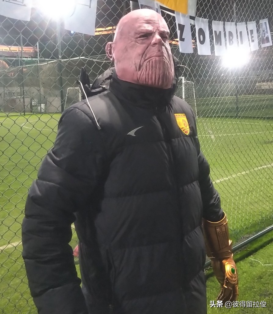 青岛红狮足球俱乐部,青岛红狮足球比赛