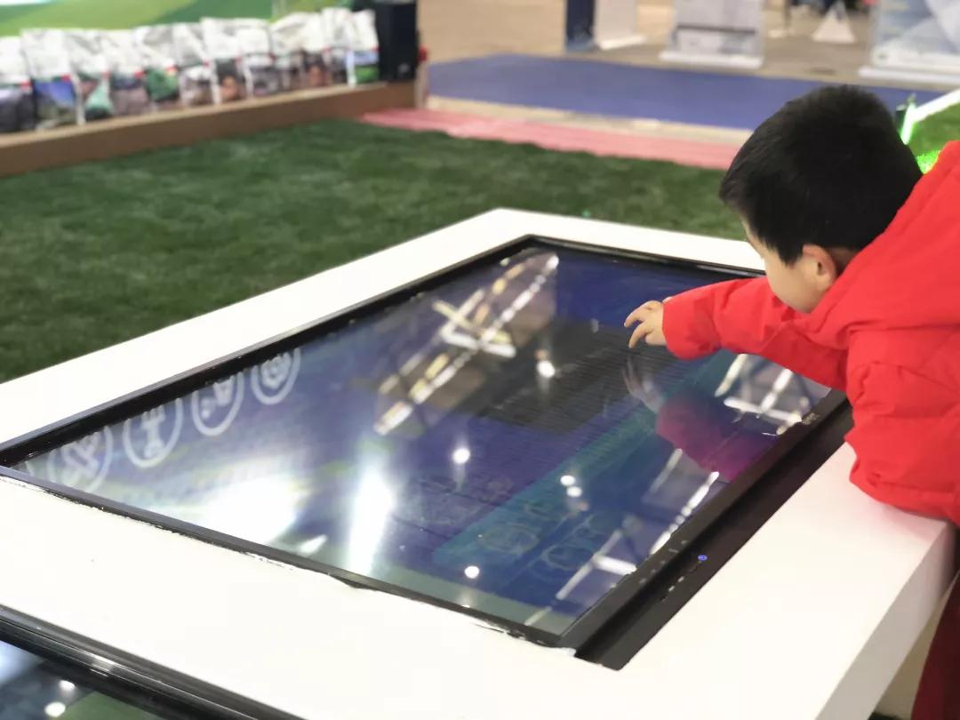 蒙草快乐小草亮相全国发明展览会,蒙草生态快乐小草产品