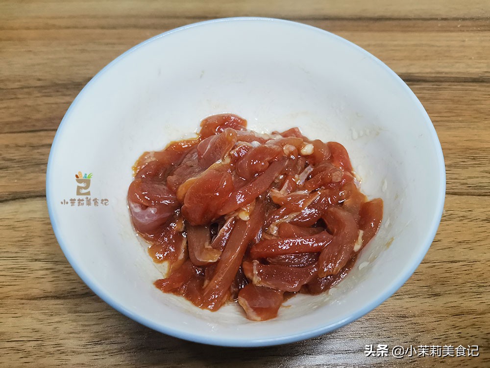 尖椒干豆片最正宗做法,尖椒干豆皮怎么炒窍门图解