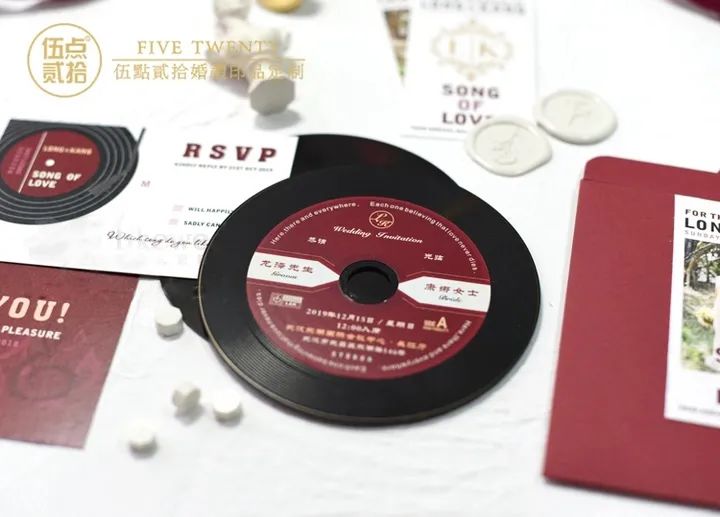 如何做出好看的婚礼微信请柬,婚礼请柬个性创意