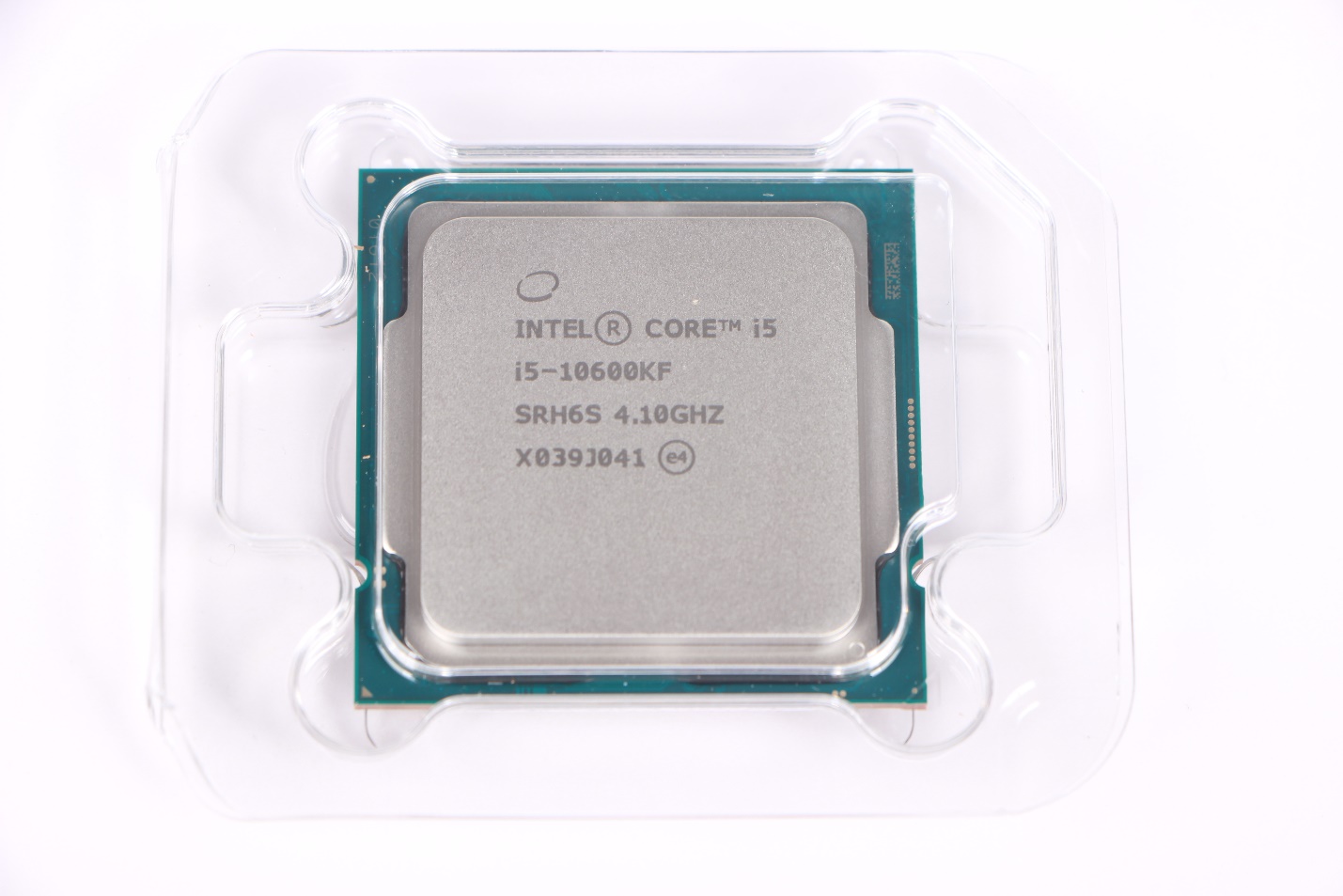 低u高显玩游戏什么效果,高显低u对电脑有什么影响