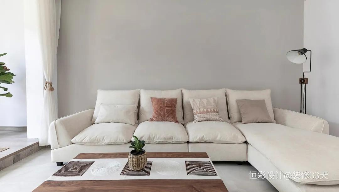 明清家具在现代家庭摆放,原木色古代家具摆放