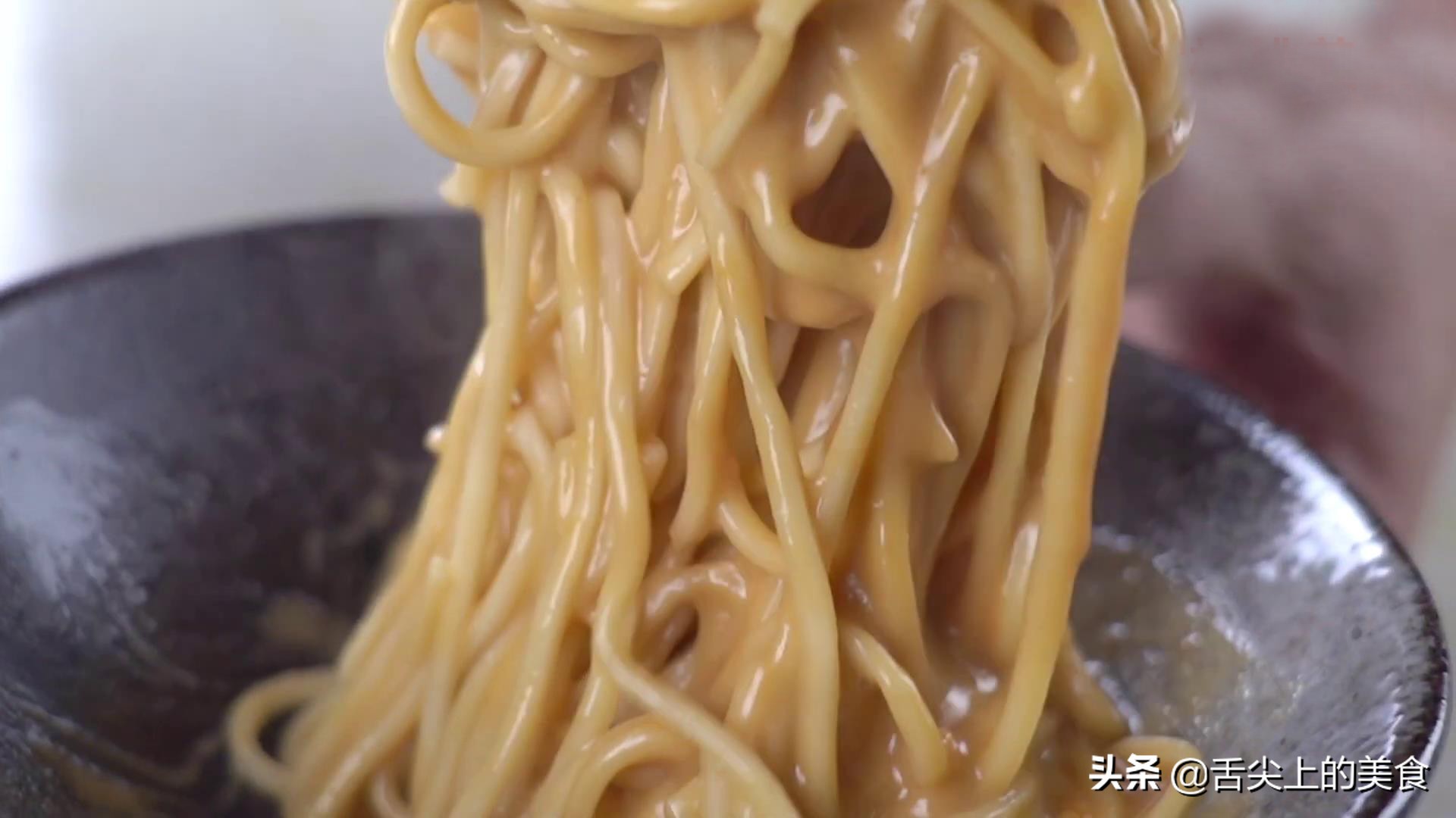 拌面要什么麻酱最好吃,拌面的家常做法麻酱拌面