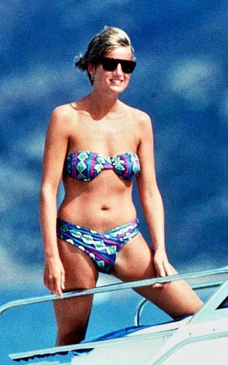 戴安娜最惊艳的十套服装,戴安娜穿衣风格图片