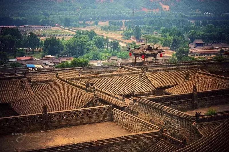 高铁直达西安旅游攻略,坐高铁到西安游古城墙和大雁塔
