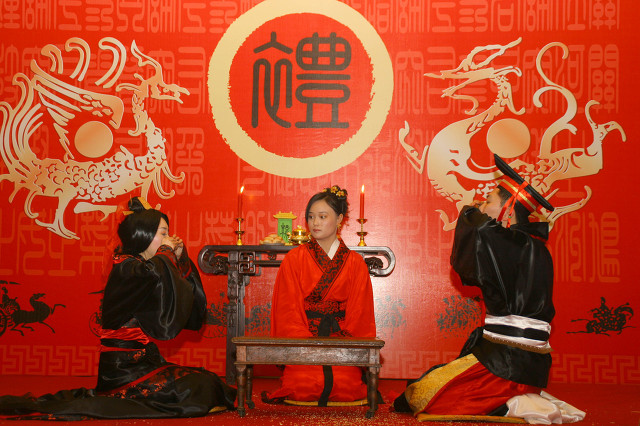 你知道回族是怎么举办婚礼的吗？他们的习俗和汉族差异太大