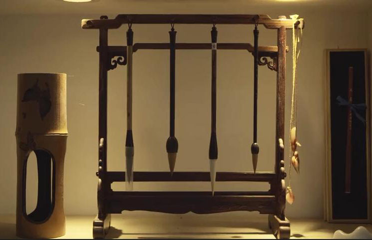 不过100元的毛笔还是不错的！花这点钱买5支不心疼，能写3000字