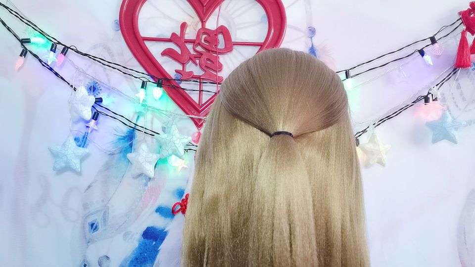 法式慵懒低马尾扎法学生党短发,短头发怎样扎低马尾好看又简单