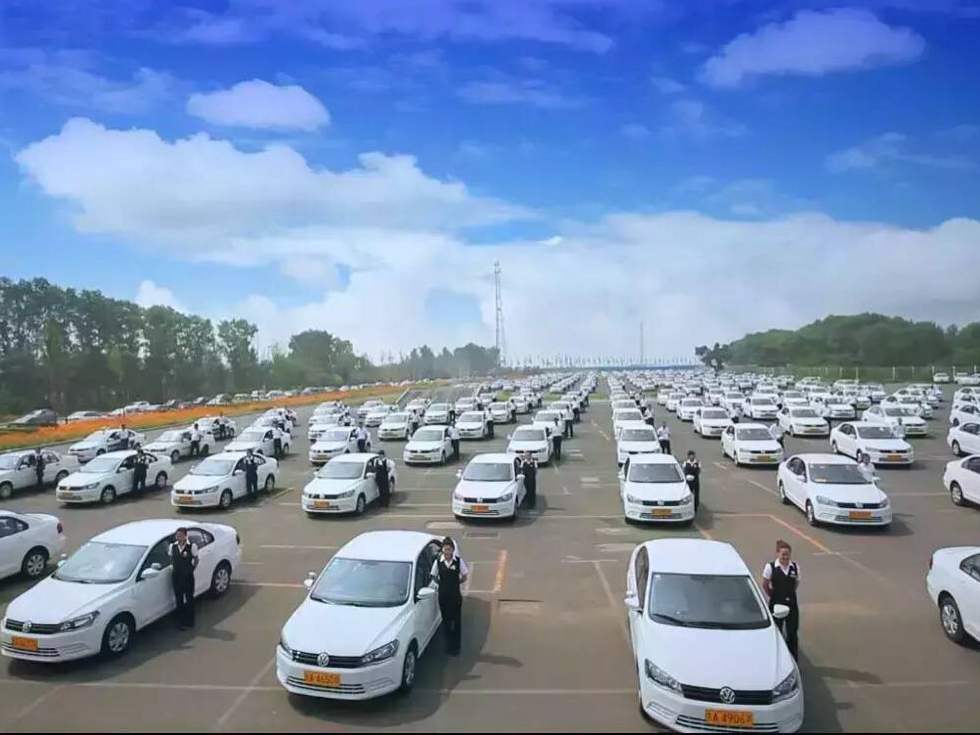 怎样考科目一过关视频,直播科目一考试技巧轻松考100分