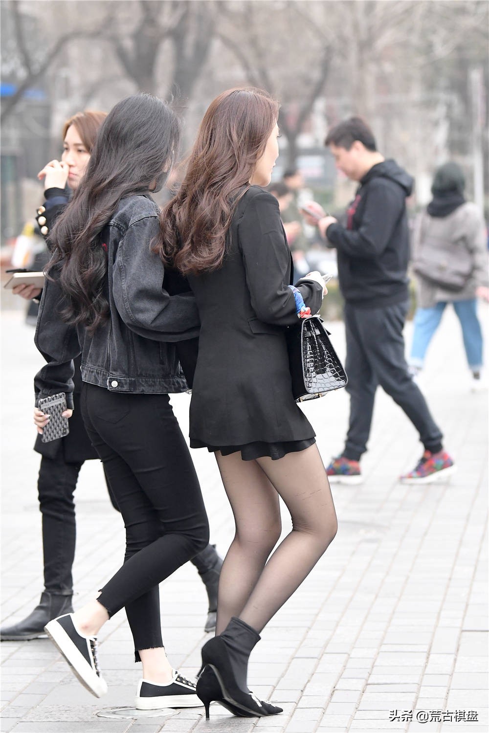 时尚超高细跟春季短靴,好穿又好搭冬季凹造型的短靴