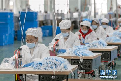 全球抗疫的中国担当感想,中国积极参与国际抗疫合作