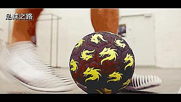 足球的基础起球技巧教程,简单又好学的起球技巧