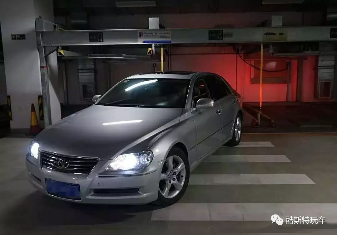 汽车被剐蹭上了漆怎么清洗干净,汽车剐蹭到别人的漆怎么去除