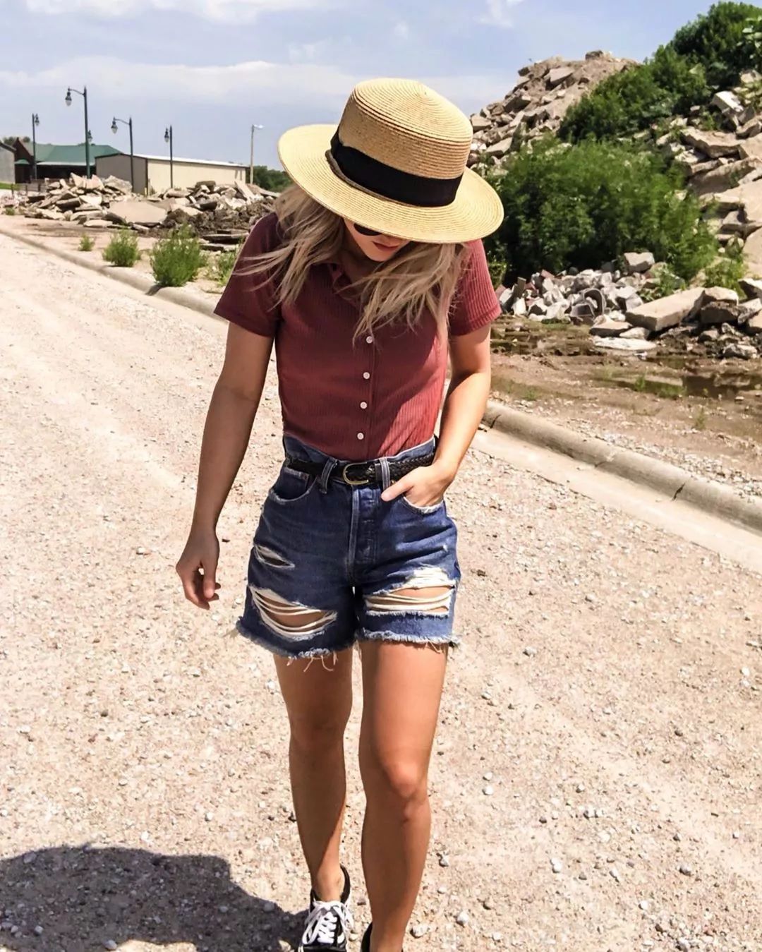 宽松针织衫慵懒薄款初秋破洞,慵懒风针织衫搭配