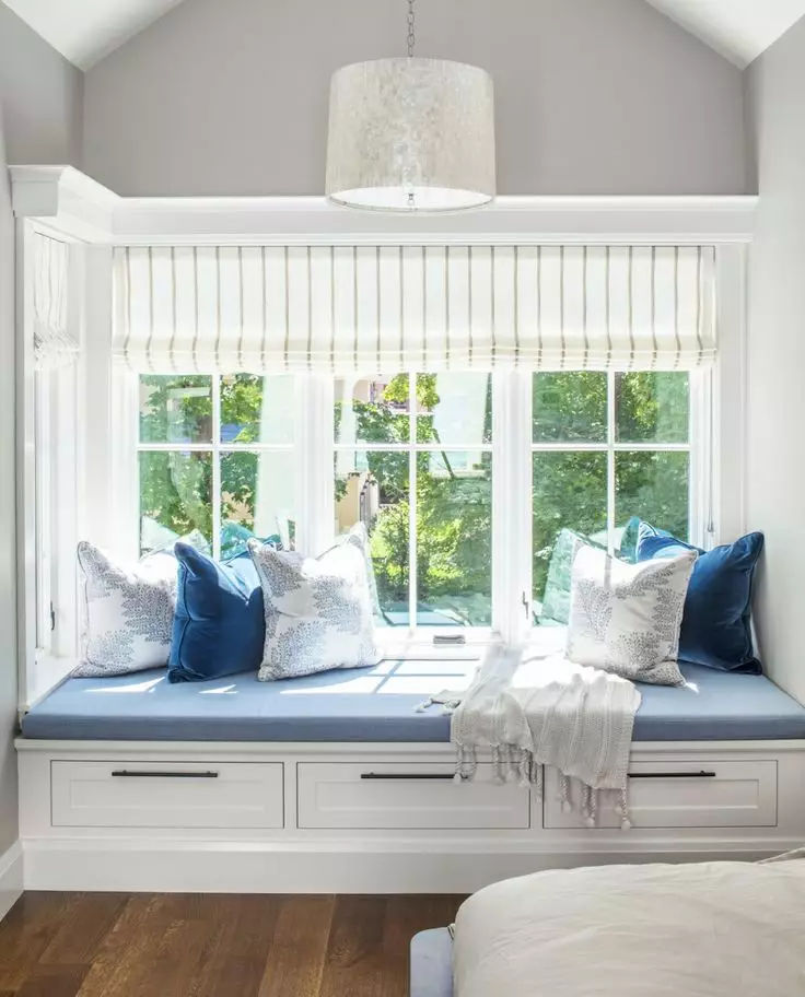 飘窗柜子设计最新效果图,飘窗柜子的最新设计