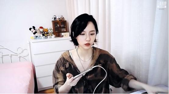 成果进步神速！昔日FPS菜鸟玩家，如今已经独当一面？