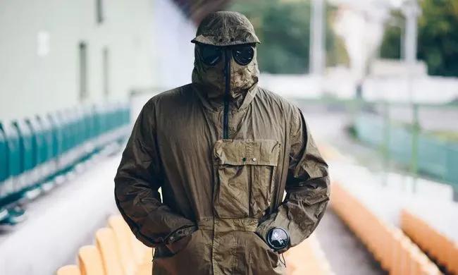 从Burberry、FredPerry到C.P.Company，足球迷都在穿什么？