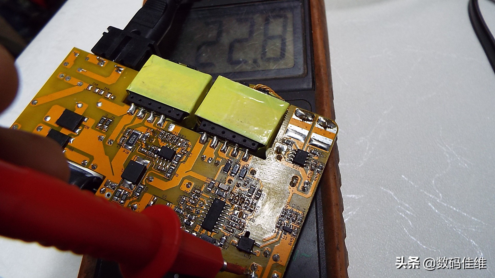 SuperTank100W笔记本移动电源套装评测+拆解