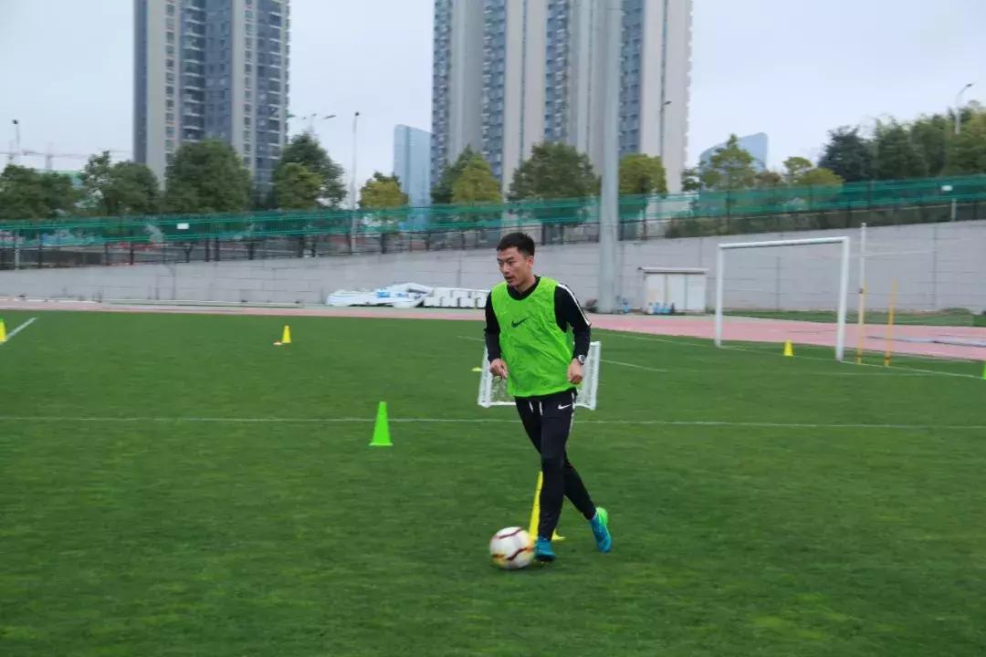 中国足球协会D级教练员培训班——贵州恒丰2018年培训班圆满结束