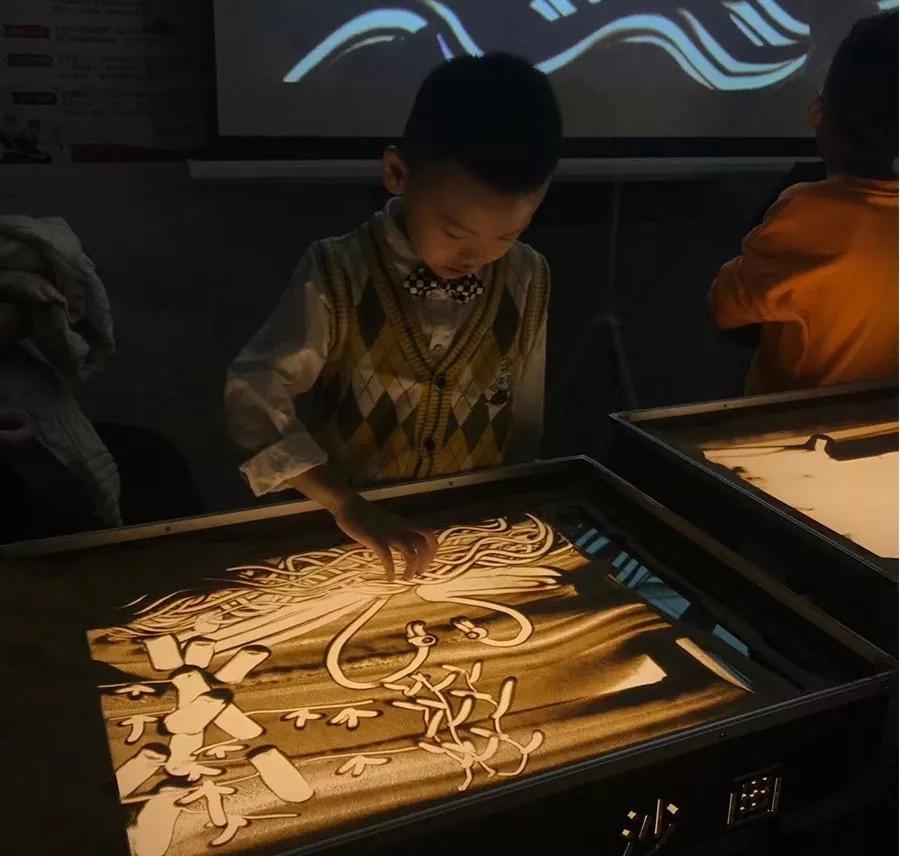 线上沙画师训课程已全面开启！帮助你的学校开启少儿沙画课程