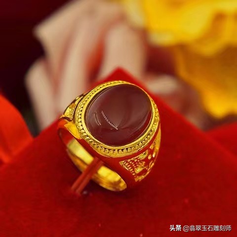 大学生暑假打工给爸妈买礼物,大学生打工赚钱给父母买礼物