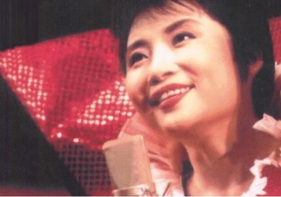 青藏高原李娜原唱哪一年唱的,青藏高原李娜原唱现状