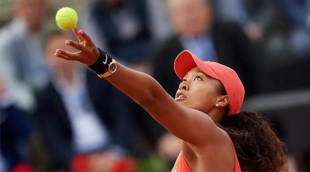 年仅22岁的她，年收入3740万美元，成最赚钱女性运动员